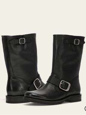 Frye Veronica Flex Short boots Women’s size 8